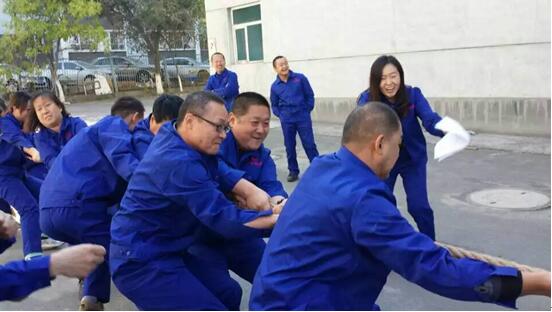 新疆天山制藥開(kāi)展體裁運(yùn)動(dòng)喜迎雙節(jié)