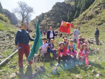 天山制藥戶外運(yùn)動(dòng)顯現(xiàn)青春風(fēng)采